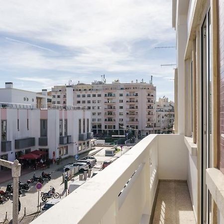 Modern & Bright - Faro Mercado Apt 22 Екстериор снимка